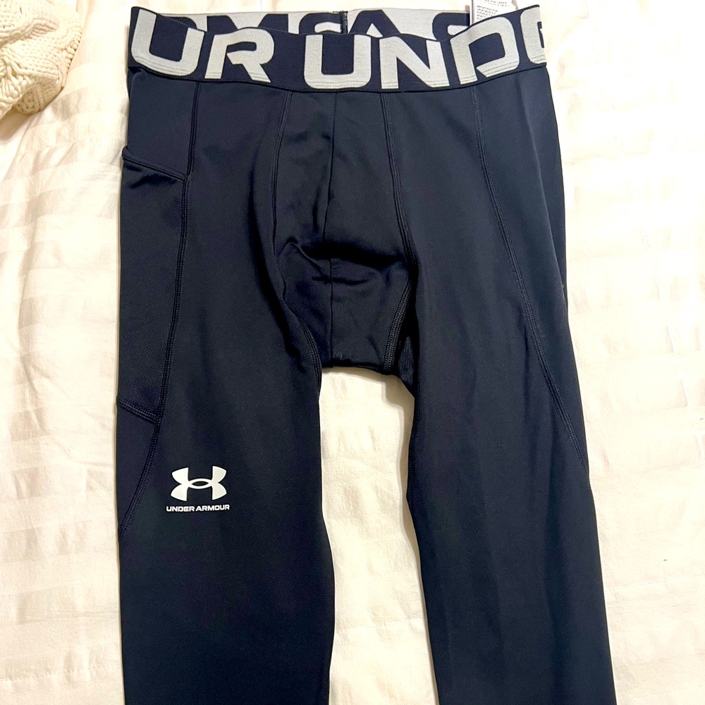 UNDER ARMOUR